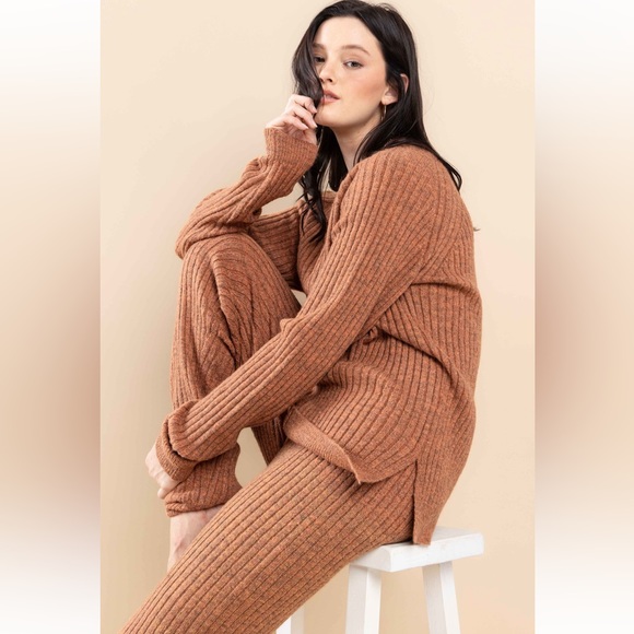 17 Fabulous Ribbed Sweater Top & Pants Set - Picture 3 of 6